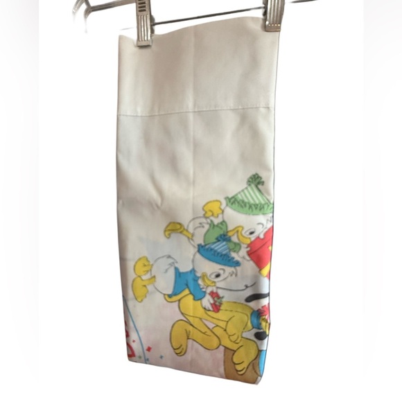 Vintage Mickey Mouse pillowcase. Circa 1970. - Picture 7 of 8